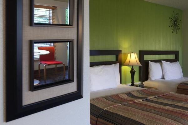 Desert Riviera Hotel