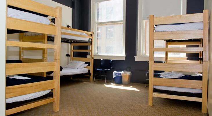 HI Chicago, The J. Ira and Nicki Harris Family Hostel