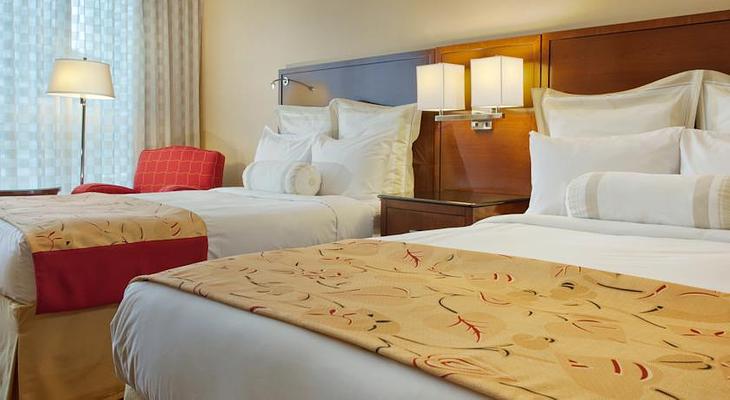 Vancouver Marriott Pinnacle Downtown Hotel
