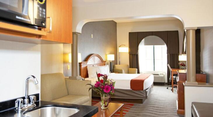 Holiday Inn Express & Suites Pittsburgh-South Side, an IHG Hotel