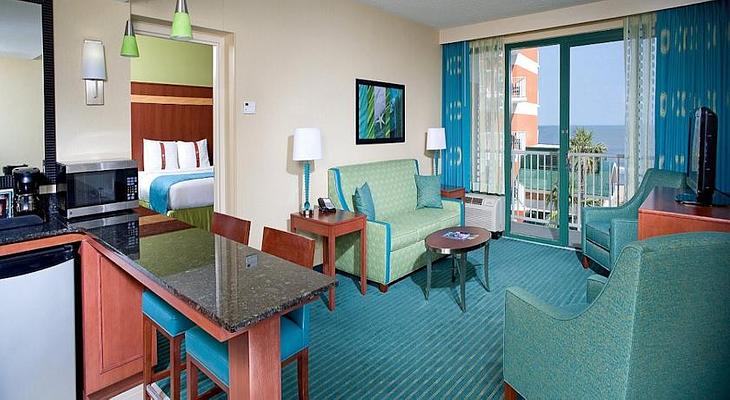 Holiday Inn & Suites Virginia Beach - North Beach, an IHG Hotel