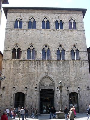 Palazzo Tolomei