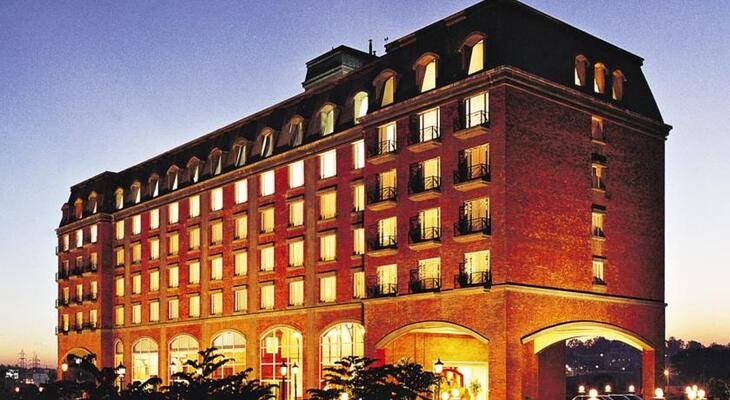 Hotel Royal Orchid Bangalore