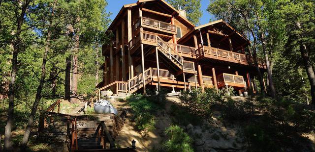 Yosemite West High Sierra Bed and Breakfast