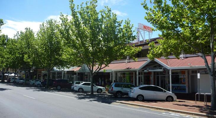 Adelaide Travellers Inn