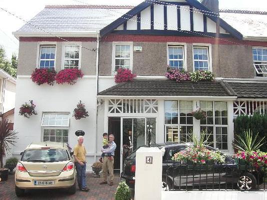 Fernroyd House B&B