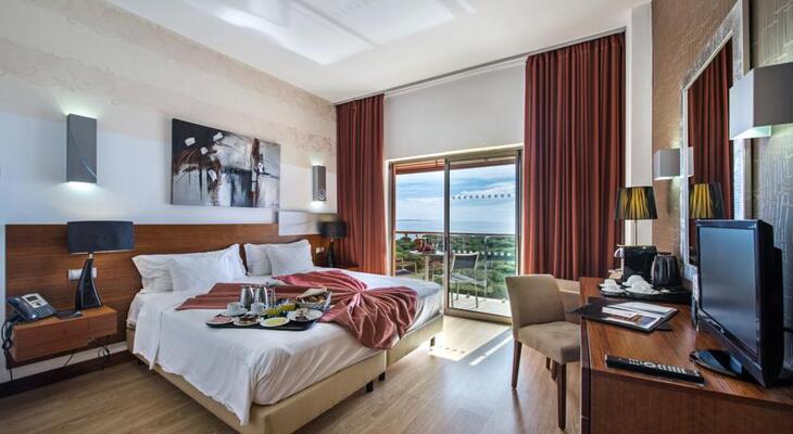 Aqua Pedra dos Bicos Design Beach Hotel