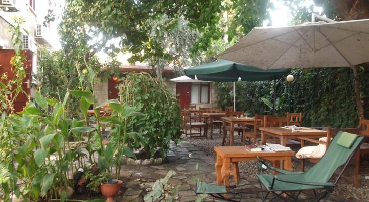 Sempati Motel