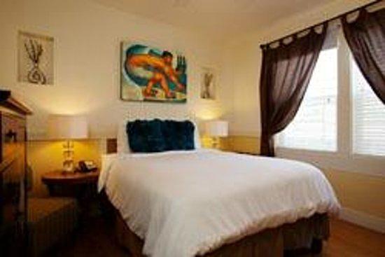 Paia Inn