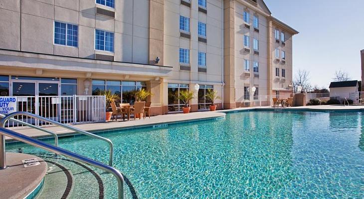 Holiday Inn Express Myrtle Beach-Broadway@The Beach, an IHG Hotel