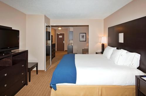 Holiday Inn Express & Suites Albuquerque Airport, an IHG Hotel