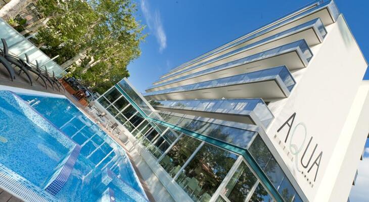 Aqua Hotel