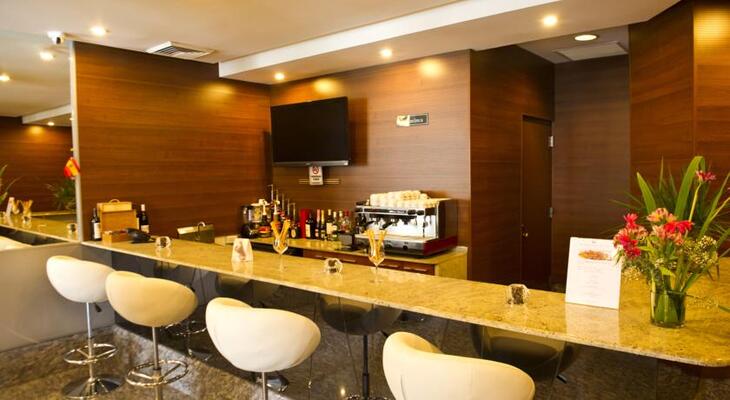 Torres de Alba Hotel & Suites