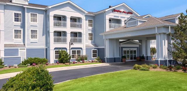 Hampton Inn & Suites Outer Banks / Corolla