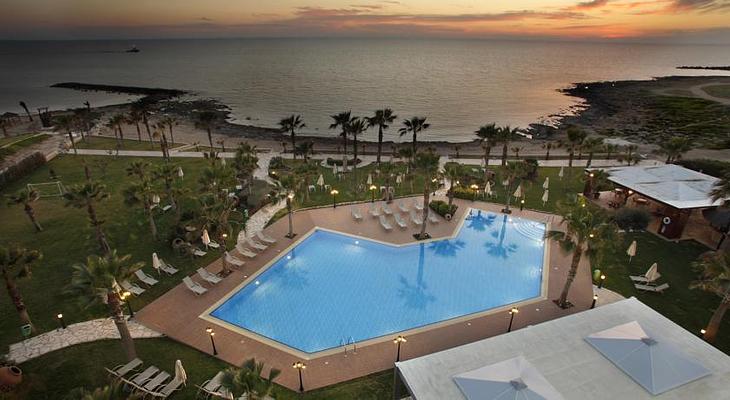 Aquamare Beach Hotel & Spa