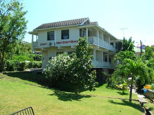 Dennis' Hideaway