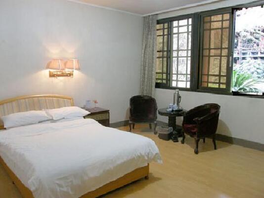 Sam's Guesthouse Chengdu Youth Hostel