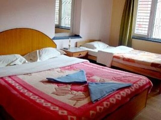 OYO 200 Tibet Peace Guest House