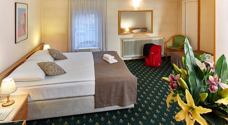 Hotel Mrak