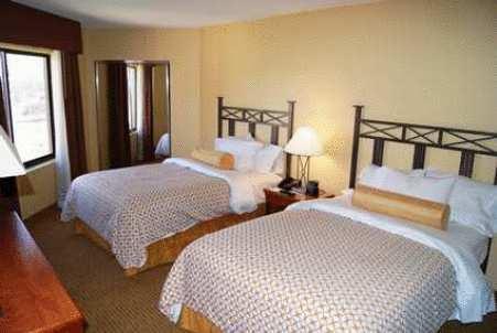 Embassy Suites by Hilton Phoenix Scottsdale
