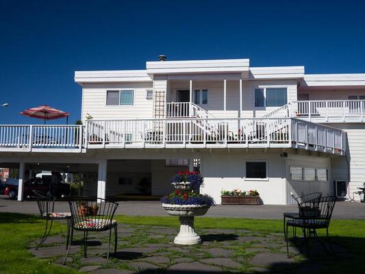 Arctic Fox Inn Bed and Breakfast