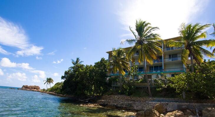 Lindbergh Bay Hotel and Villas