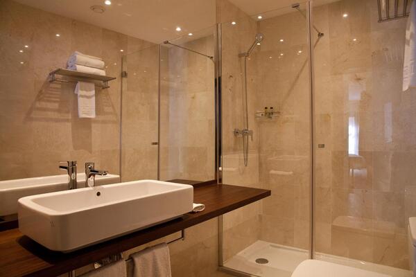 May Ramblas Hotel