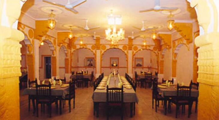 Hotel Jhalamand Garh