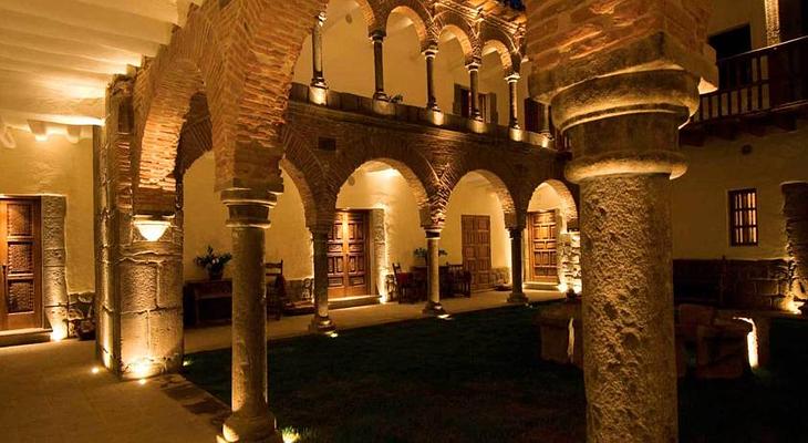 Belmond Hotel Monasterio: Palatial Luxury Hotel in Cusco, Peru