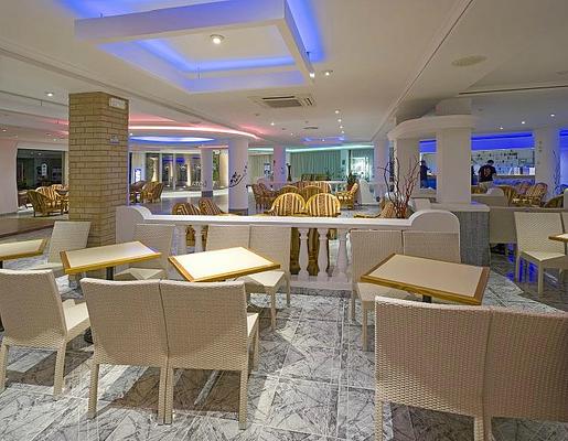 Invisa Hotel Es Pla Adults Only