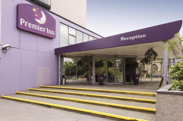 Premier Inn London Putney Bridge hotel