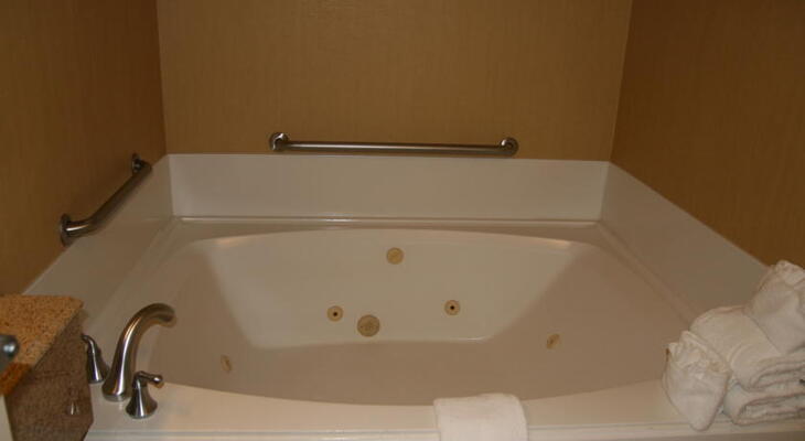 Best Western Plus Raleigh Crabtree Valley Hotel