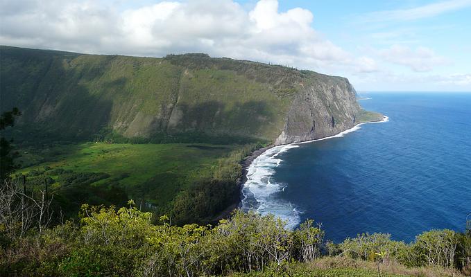 Waipio Valley Lookout