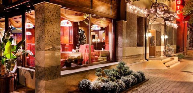 Luna Hotel