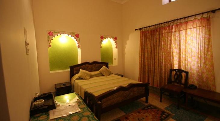 Hotel Mahendra Prakash