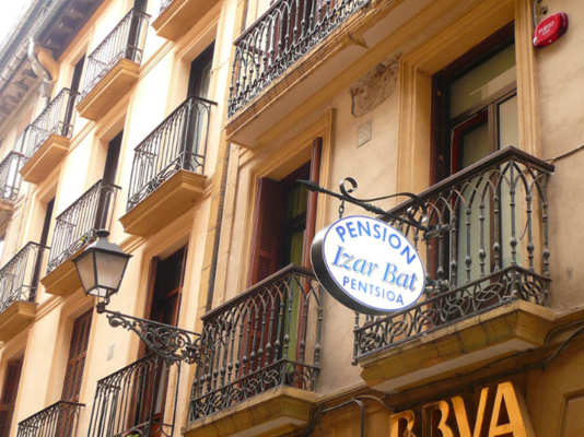 Pension Izar Bat
