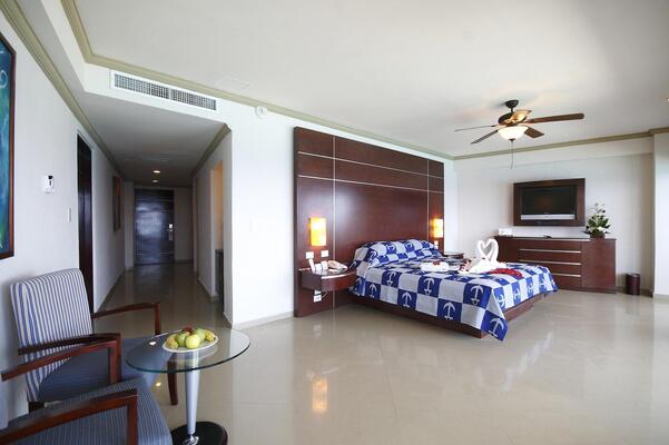 Seadust Cancun Family Resort