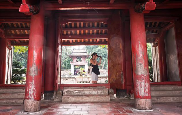 Temple of Literature & National University