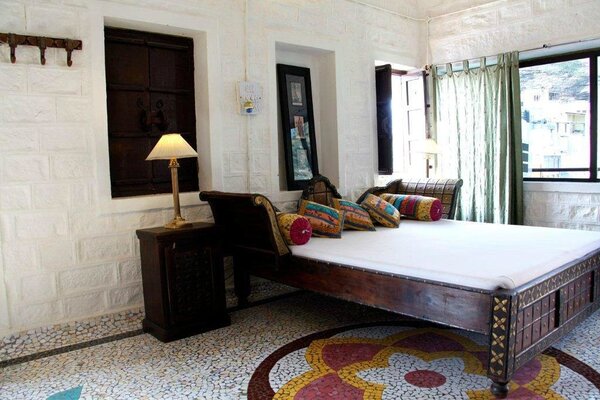 Shahi Guest House