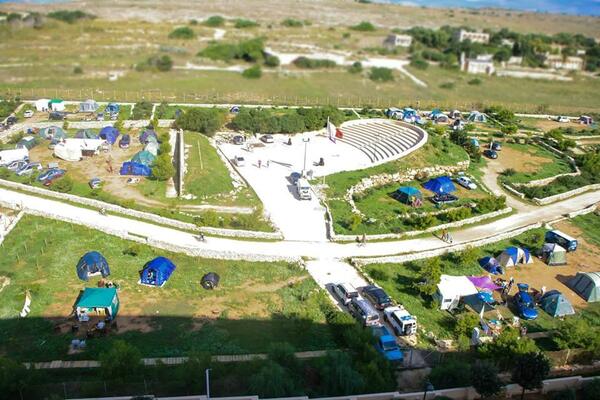 Ghajn Tuffieha Campsite