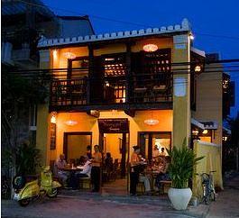 Streets Restaurant Cafe
