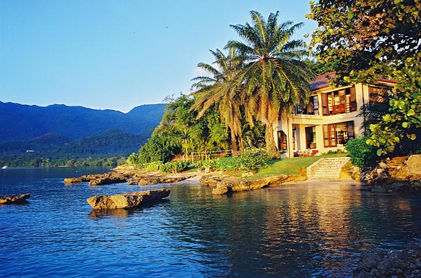 Bluefields Bay Villas