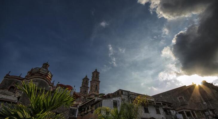 Hotel Los Arcos