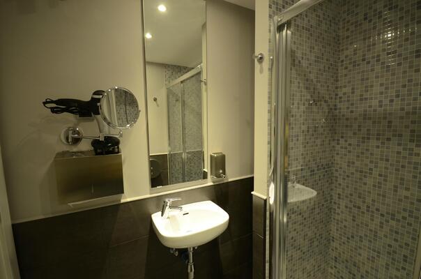 Free Hostels Barcelona