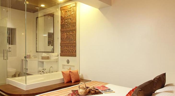 Le Sutra Hotel