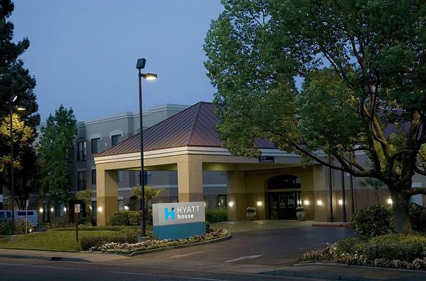 DoubleTree Suites by Hilton Hotel Sacramento - Rancho Cordova