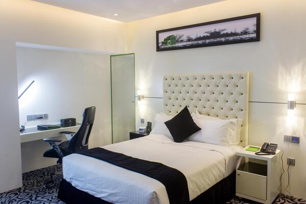 Executive Inn