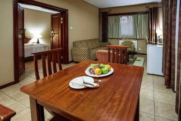 Zamcom Lodge