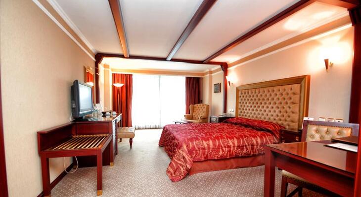 Karaca Hotel