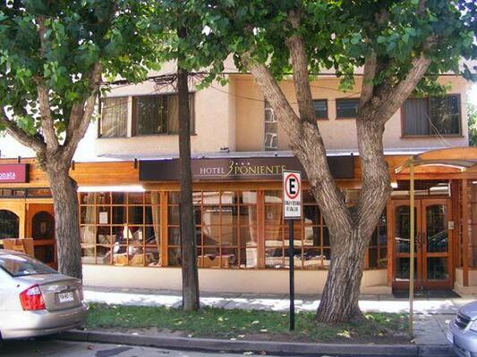 Hotel 3 Poniente